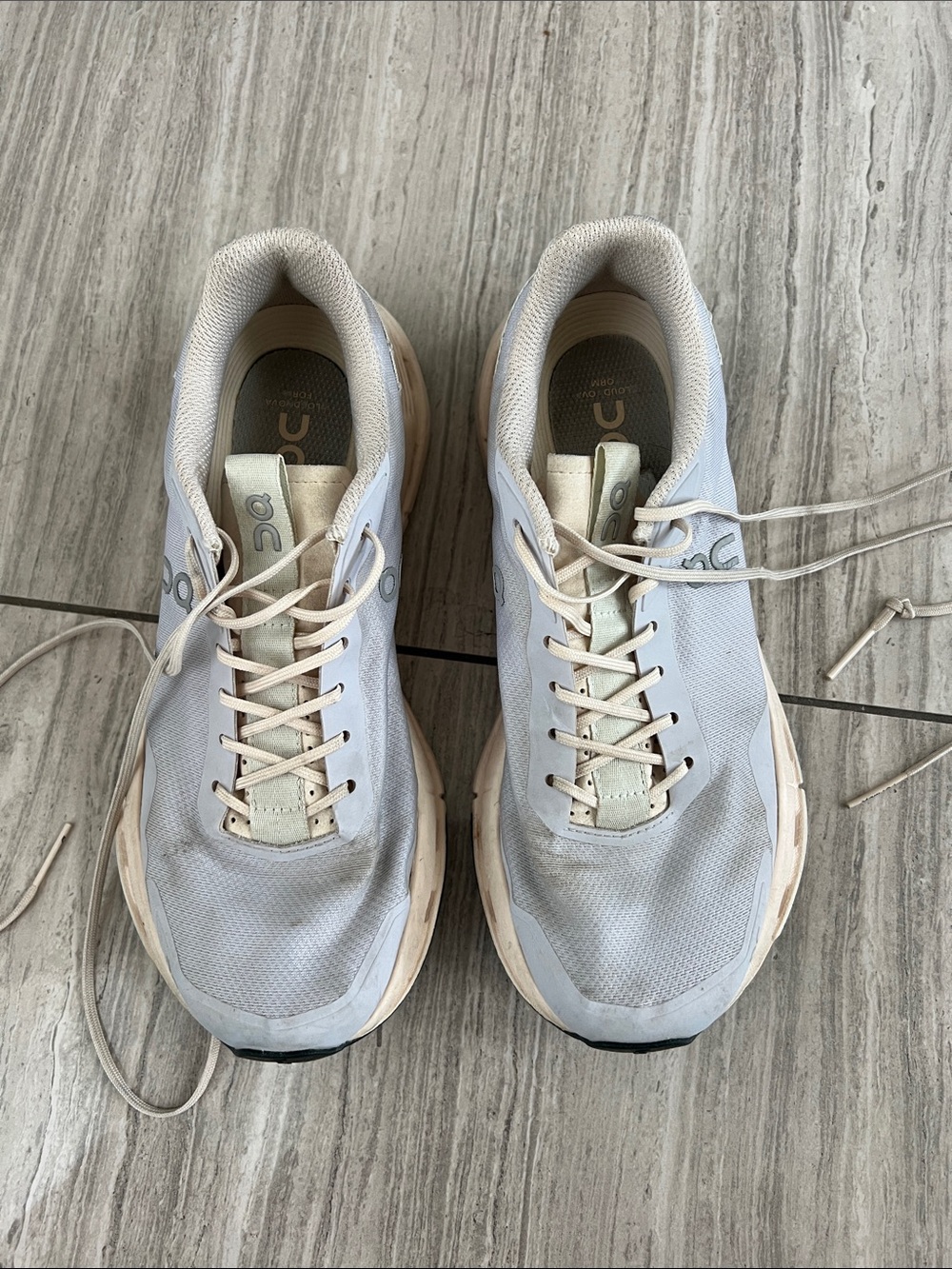On Running Women's Athletic Shoes - Light Blue & Cream